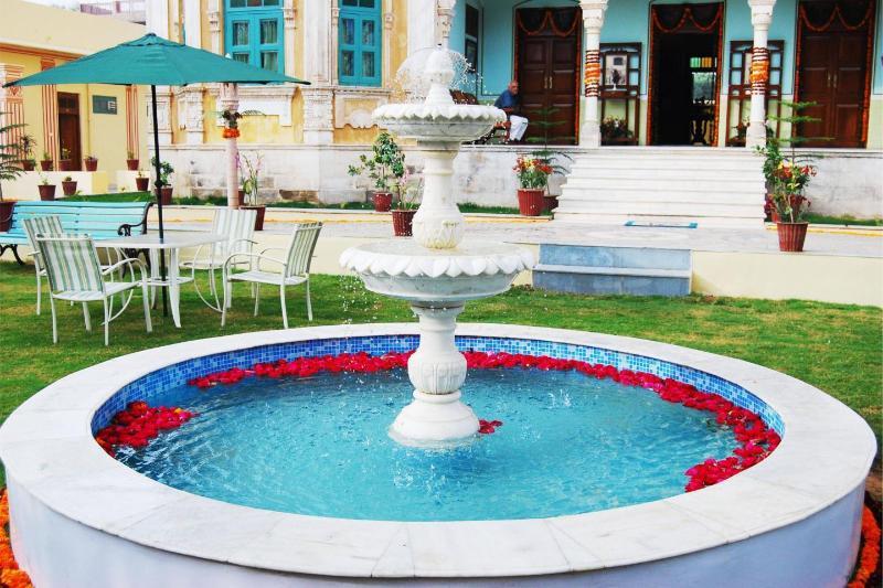 Koolwal Kothi Zinc Journey By The Fern, Nawalgarh, Rajasthan Екстериор снимка